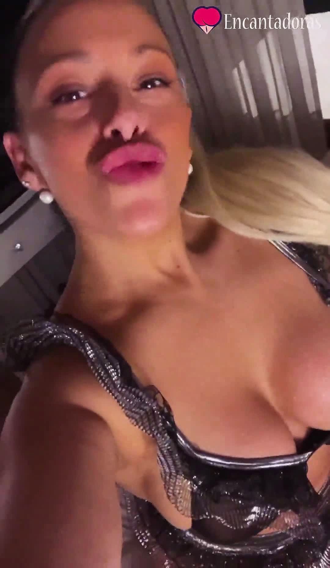 Carolina J Benz Vídeo Fondo