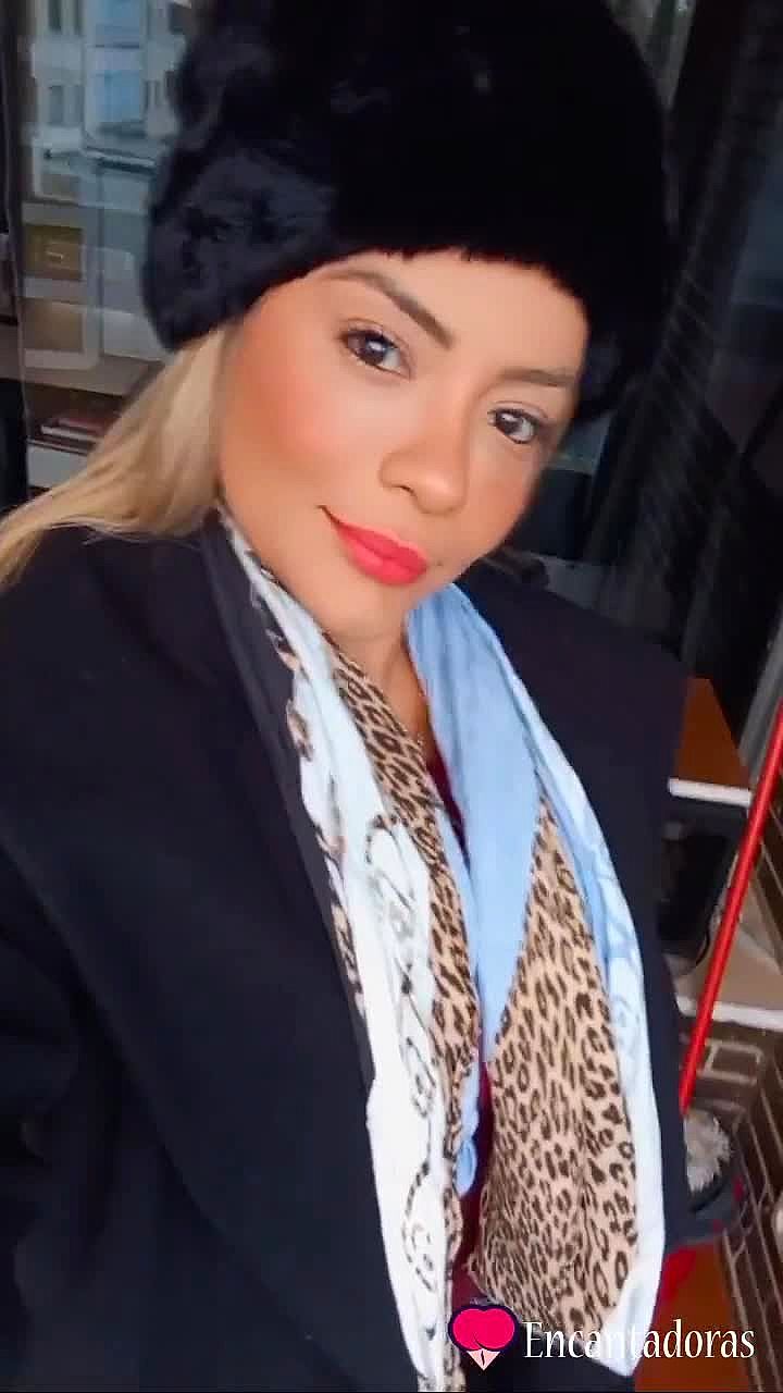 Yasmin Vídeo Fondo