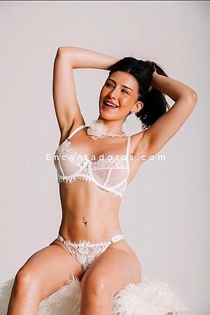 Nina - Escort Girl Málaga